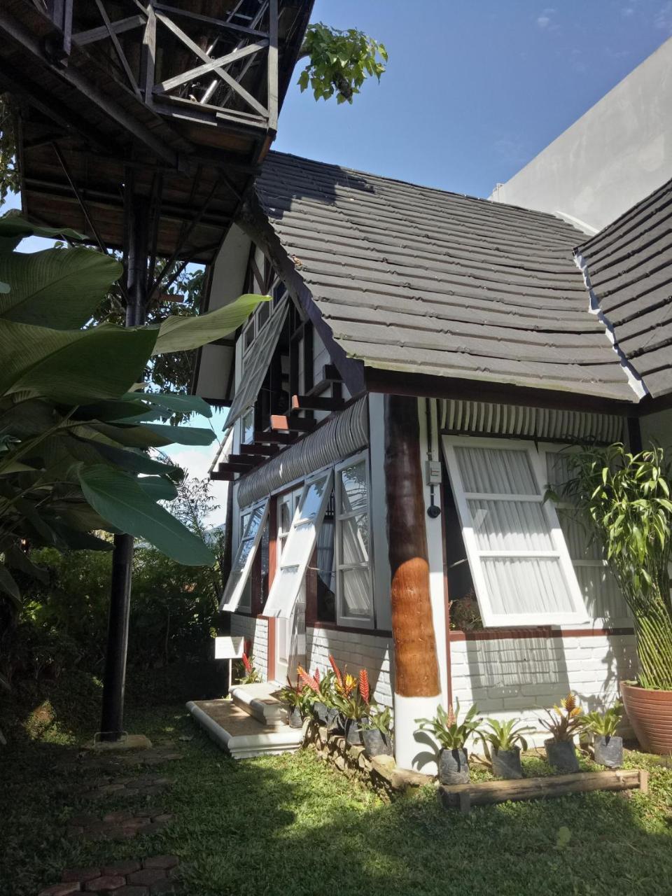 Rumah Pakankamih Букиттинги Экстерьер фото